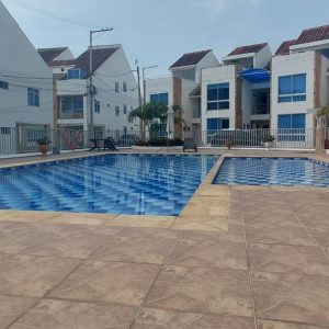 VENTA CASA EN LA MESA CUND